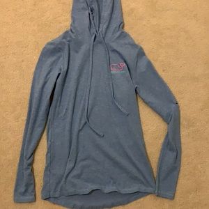 Vineyard vines sweatshirt